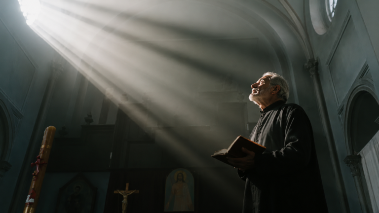 25 Bible Verses for Depression to Build Hope and Inner Peace
